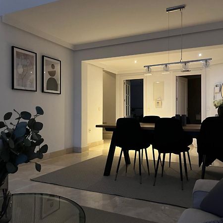 Penthouse With Sea Views In Marbella Apartman Kültér fotó