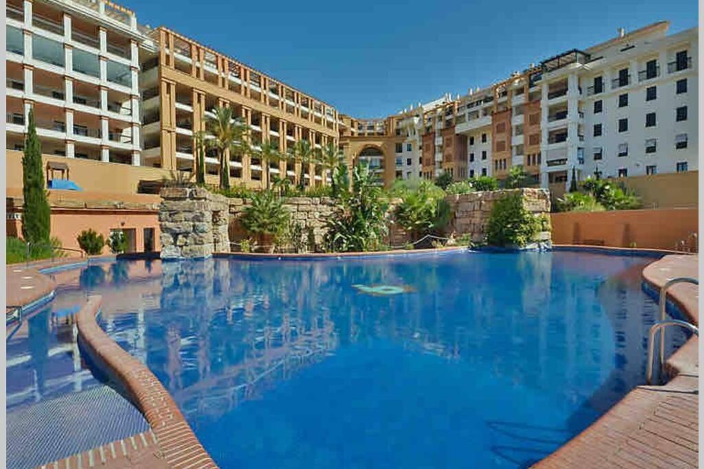 Penthouse With Sea Views In Marbella Apartman Kültér fotó